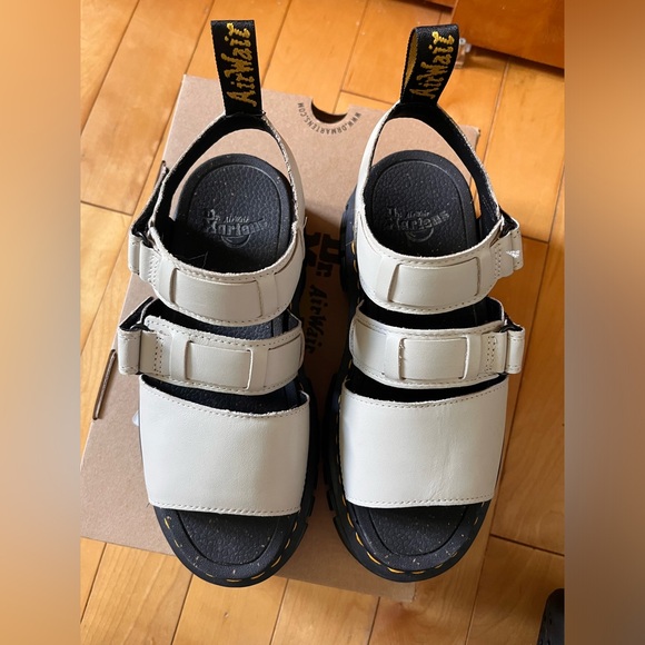 Dr.Martens Ricki sandals-like new - Picture 4 of 7